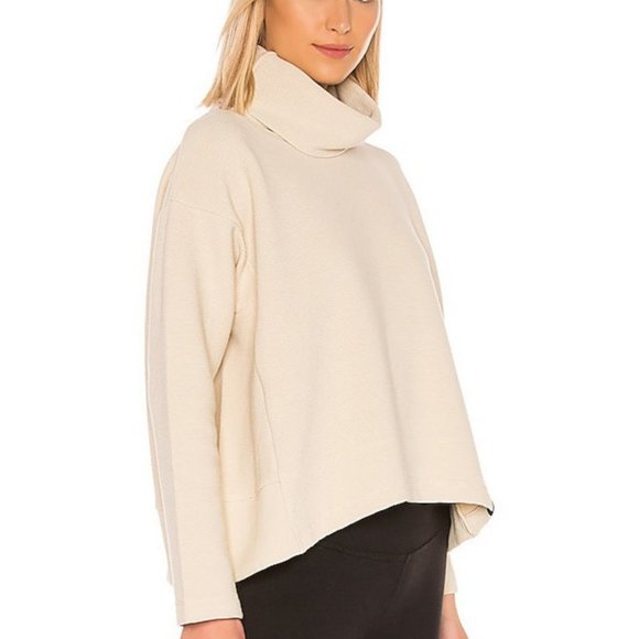 None Dresses & Skirts - None